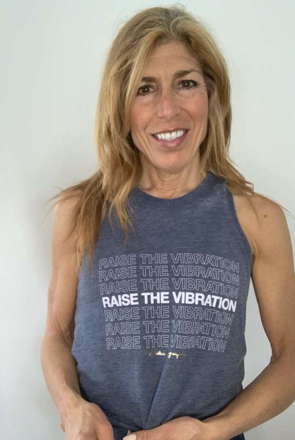 Vibration Studio Tank